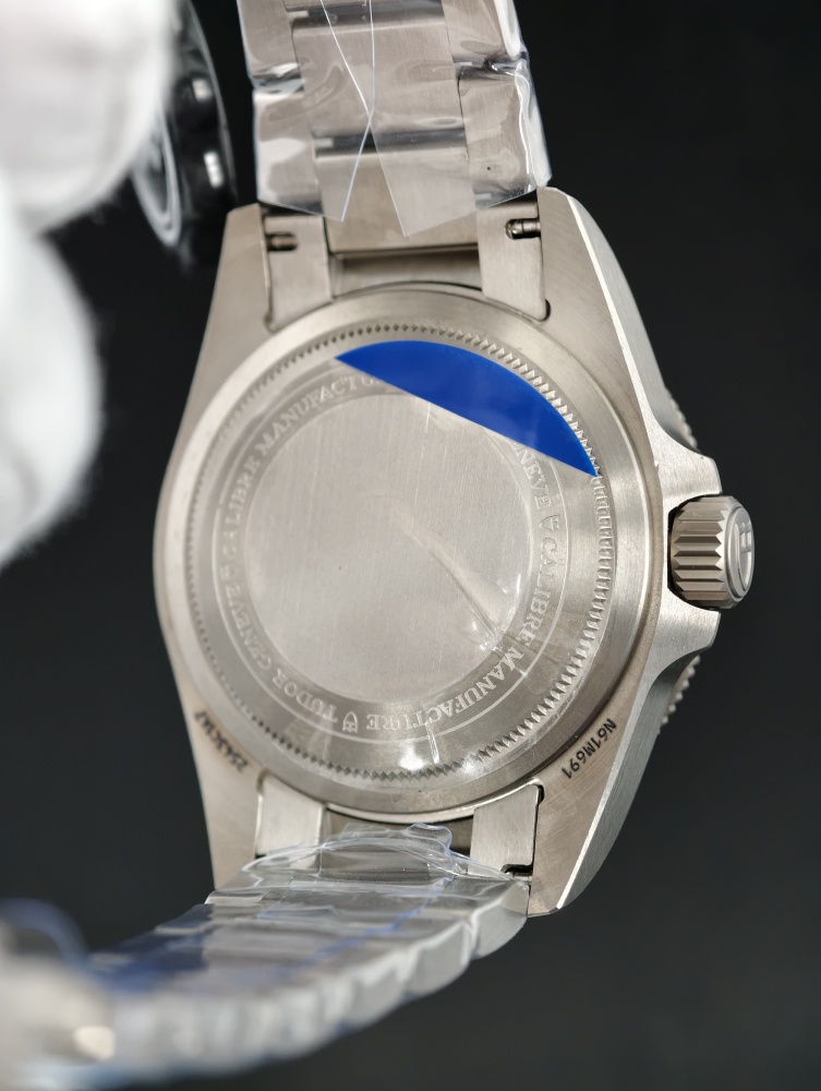 ZF Pelagos Ultra | 43mm | A2892 Automatic Movement | Titanium