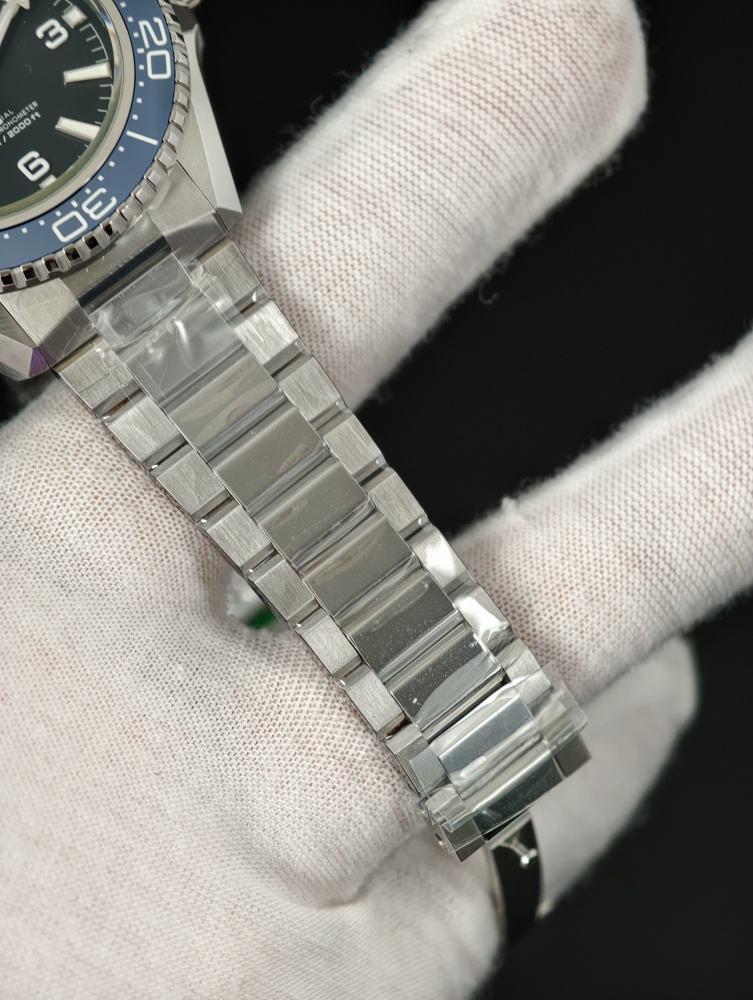 VSF Seamaster Planet Ocean 600M Black Dial Blue Bezel | 43.5mm | DD8900 Super Clone Movement