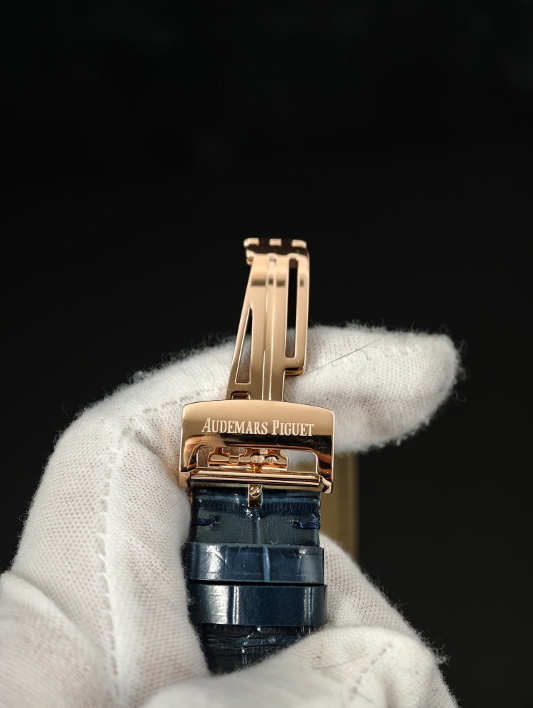 OCTA Royal Oak 15510 41mm Rose Gold Blue Dial – JH4302 Free-Sprung – Blue Leather Strap