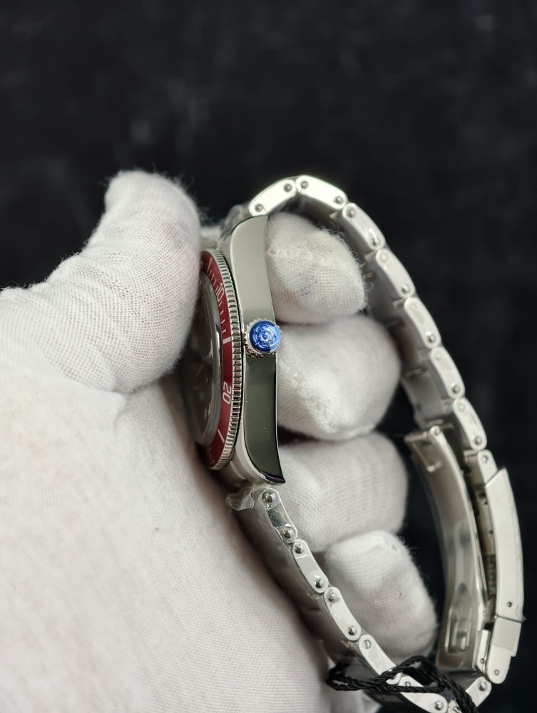 ZF Black Bay 58 Burgundy Oyster Bracelet