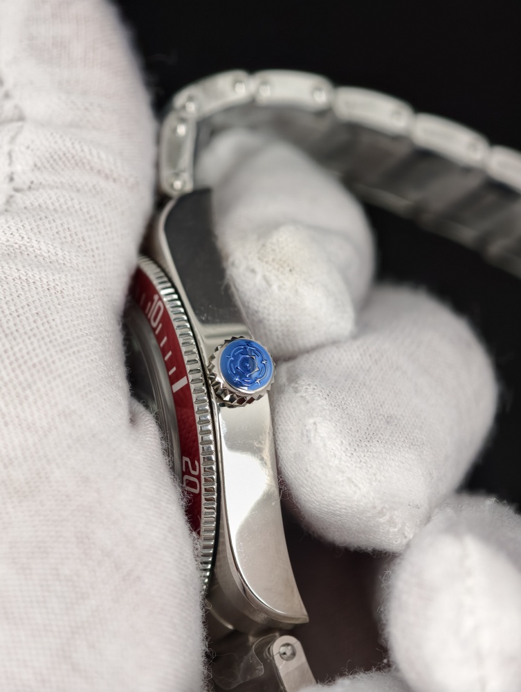 ZF Black Bay 58 Burgundy Oyster Bracelet