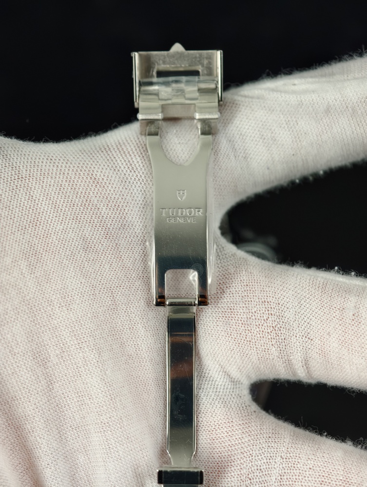 ZF Black Bay 58 Burgundy Jubilee