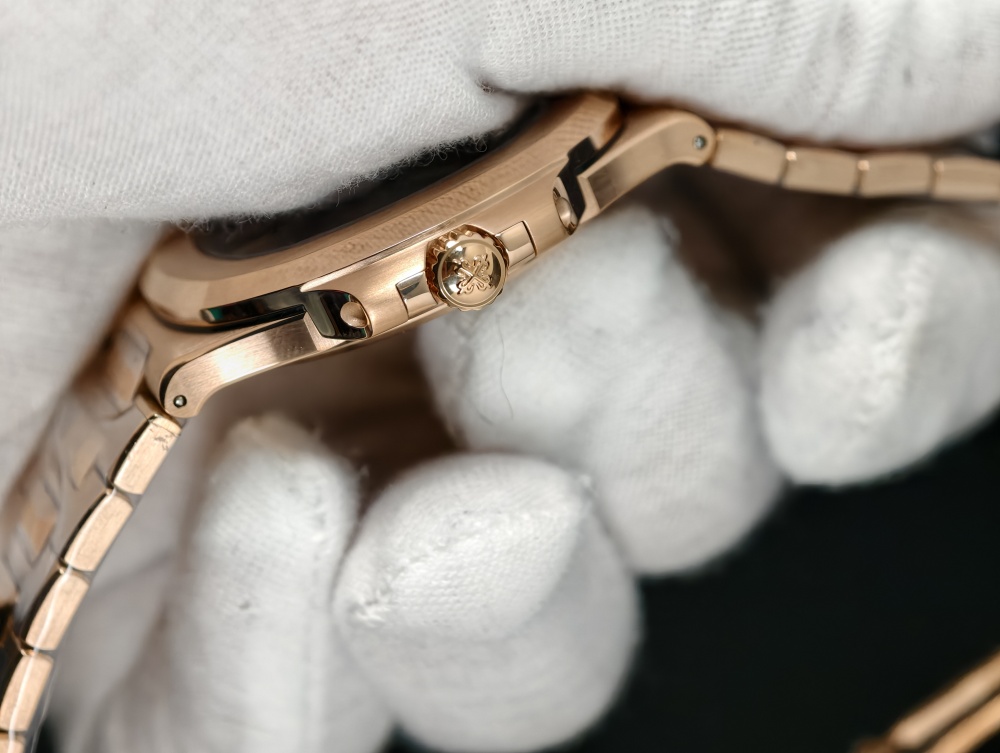 DDF Nautilus 5711/1R 40mm Rose Gold – 324 Automatic Movement