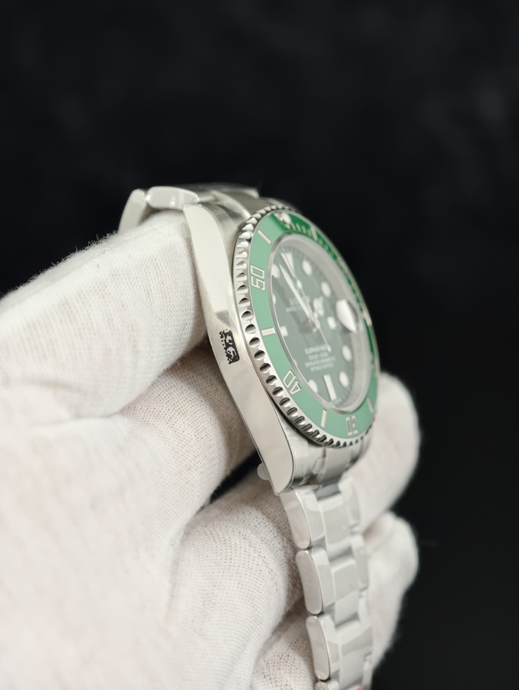 VSF Hulk 116610LV | 40mm | DD3135 Movement