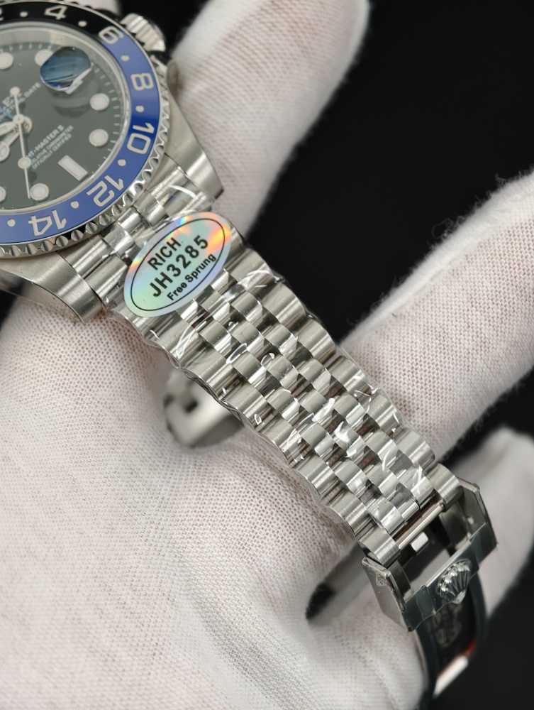 RICH Batgirl 126710BLNR | 40mm | JH3285 Free-Sprung Movement