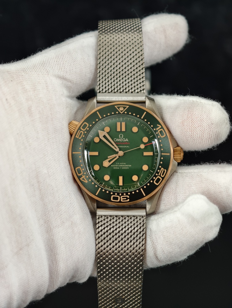 VSF Seamaster Diver 300M 42mm Titanium & Bronze Gold Green – DD8806 Automatic Movement