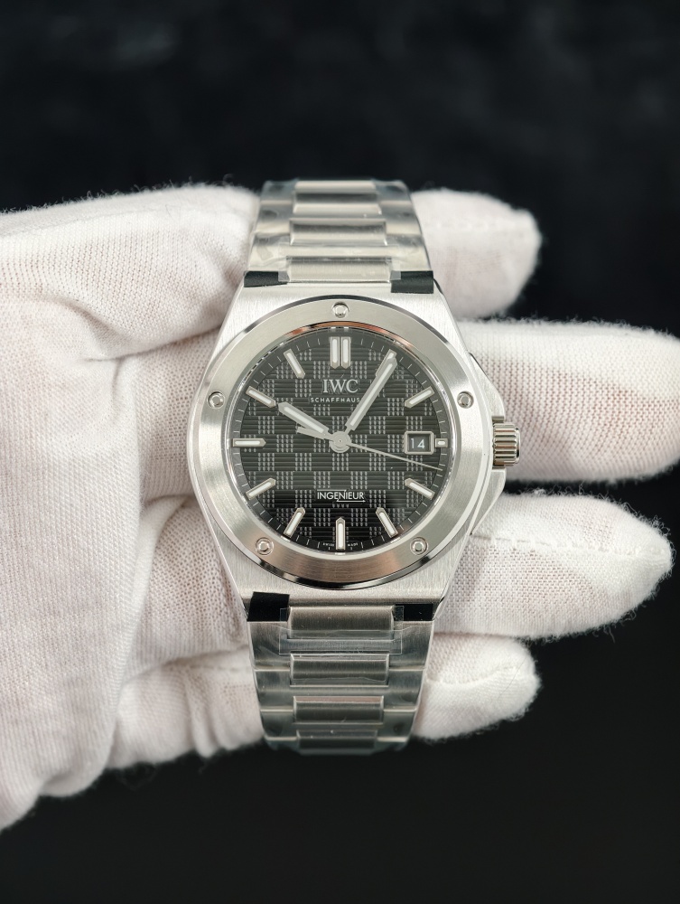 A7 IWC Ingenieur Automatic 40mm Black Dial – A2892 Automatic Movement