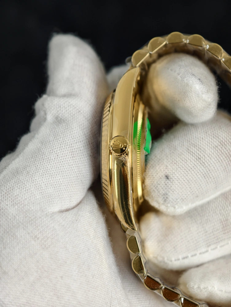 Traditional Cloning Process RC Day-Date 40mm Yellow Gold Black Baguette Dial – Weighted Automatic ...