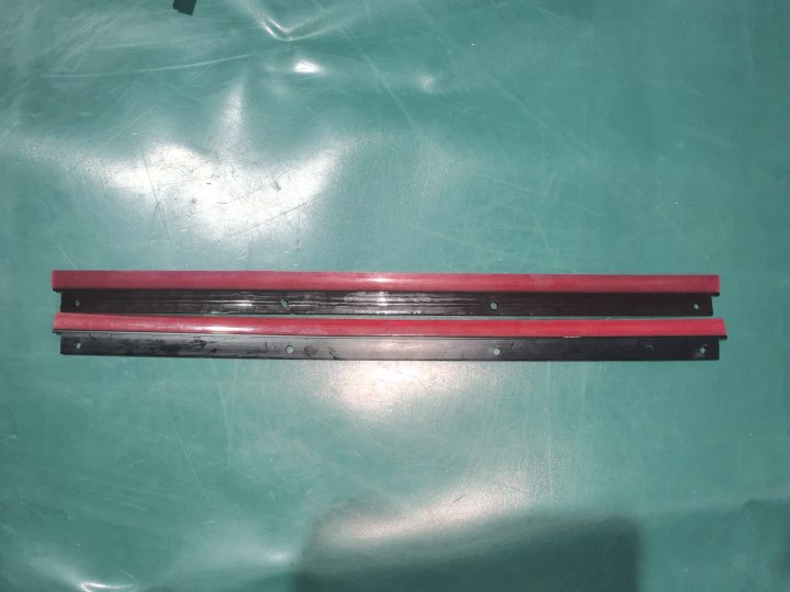40-Rear Blockout Rubber