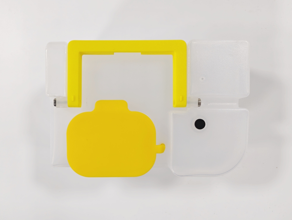 Cleaning Solution Tank Assembly