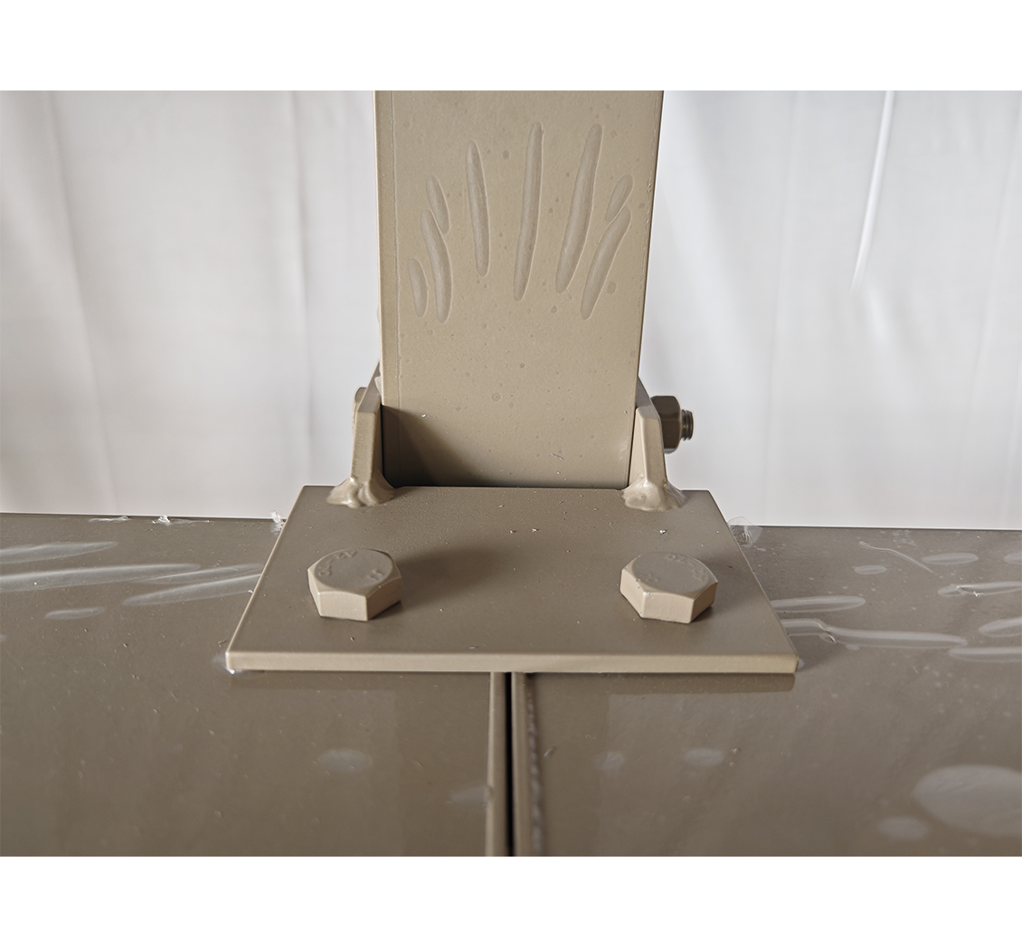 Connector plate and bolted support