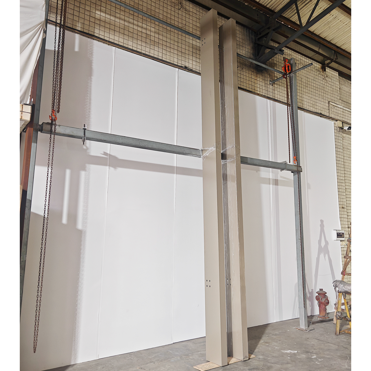 WIC375 Facade Screen Type A