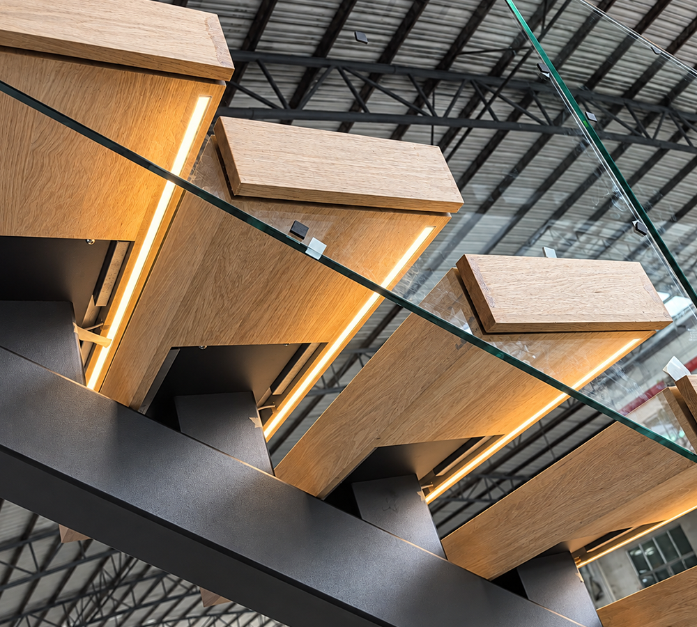 Mono Stringer Staircase integrated LED lighting effect
