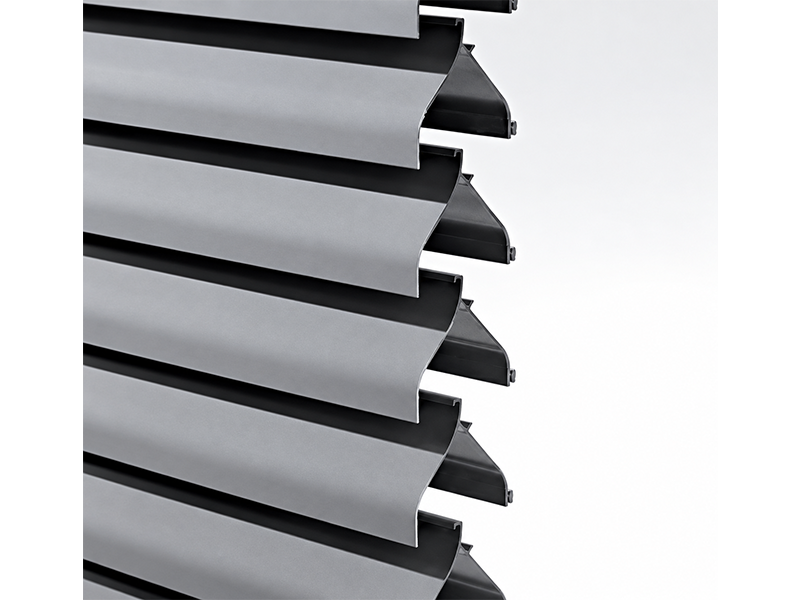Yuexing Chevron Blade &mdash; folded curved aluminium louvre slats