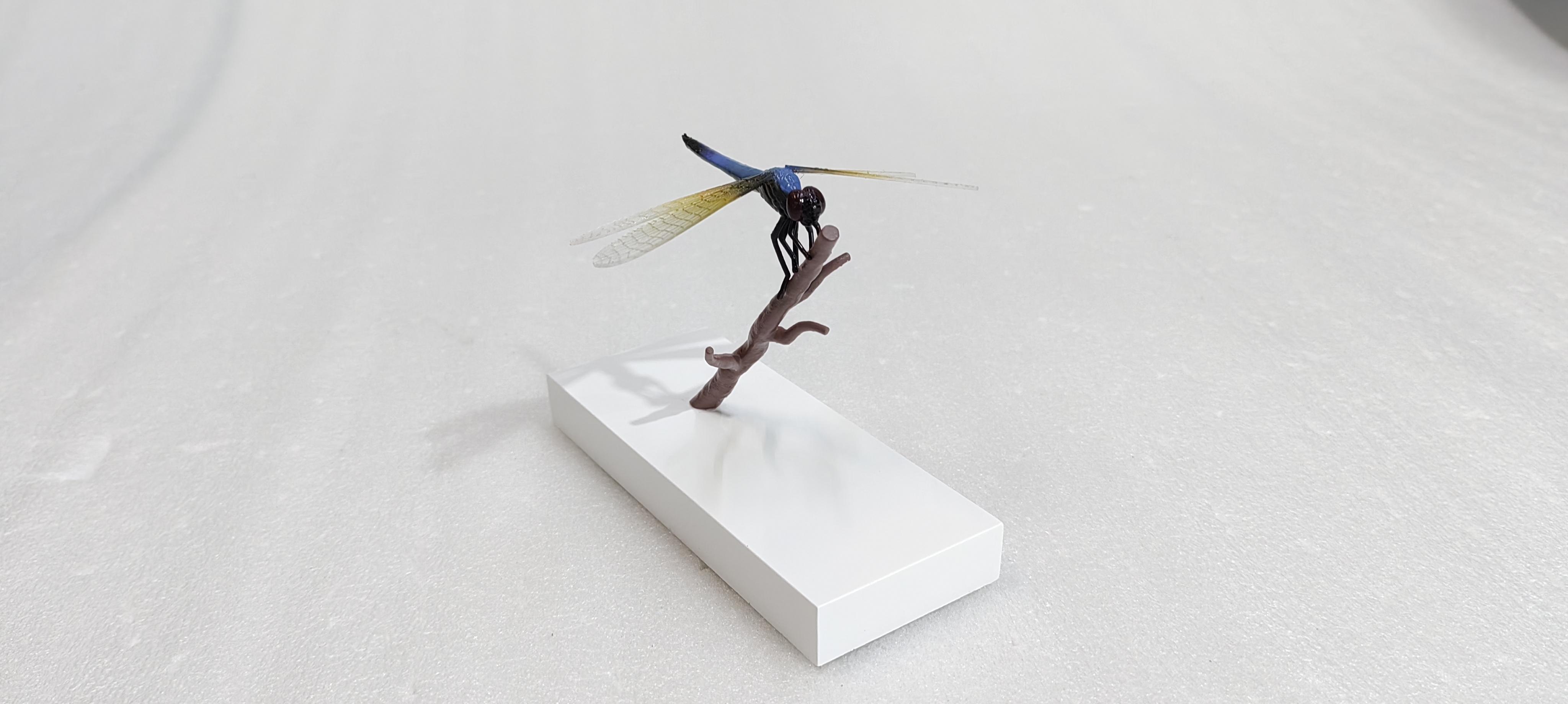 Dragonfly Sculpture Metal Pen Holder with Engraved Wood Base | Custom Souvenir for Singapore Metro Project,Dandong Maoyang International Trading Co., Ltd.,Custom Dragonfly Metal Pen Holder Commemorative Gift