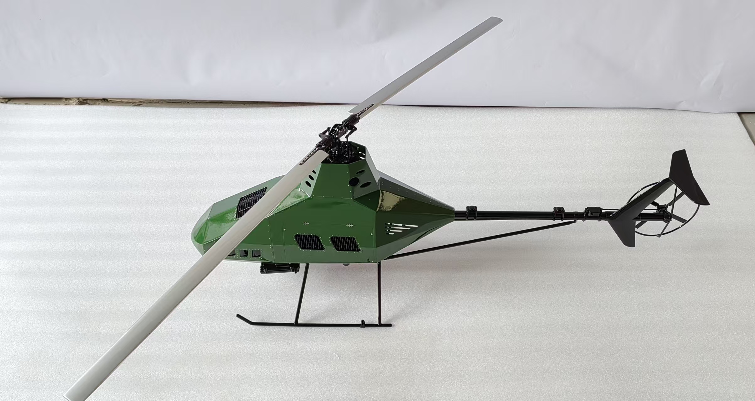 Custom Helicopter Scale Display Model,Dandong Maoyang International Trading Co., Ltd.,Custom Helicopter Scale Display Model