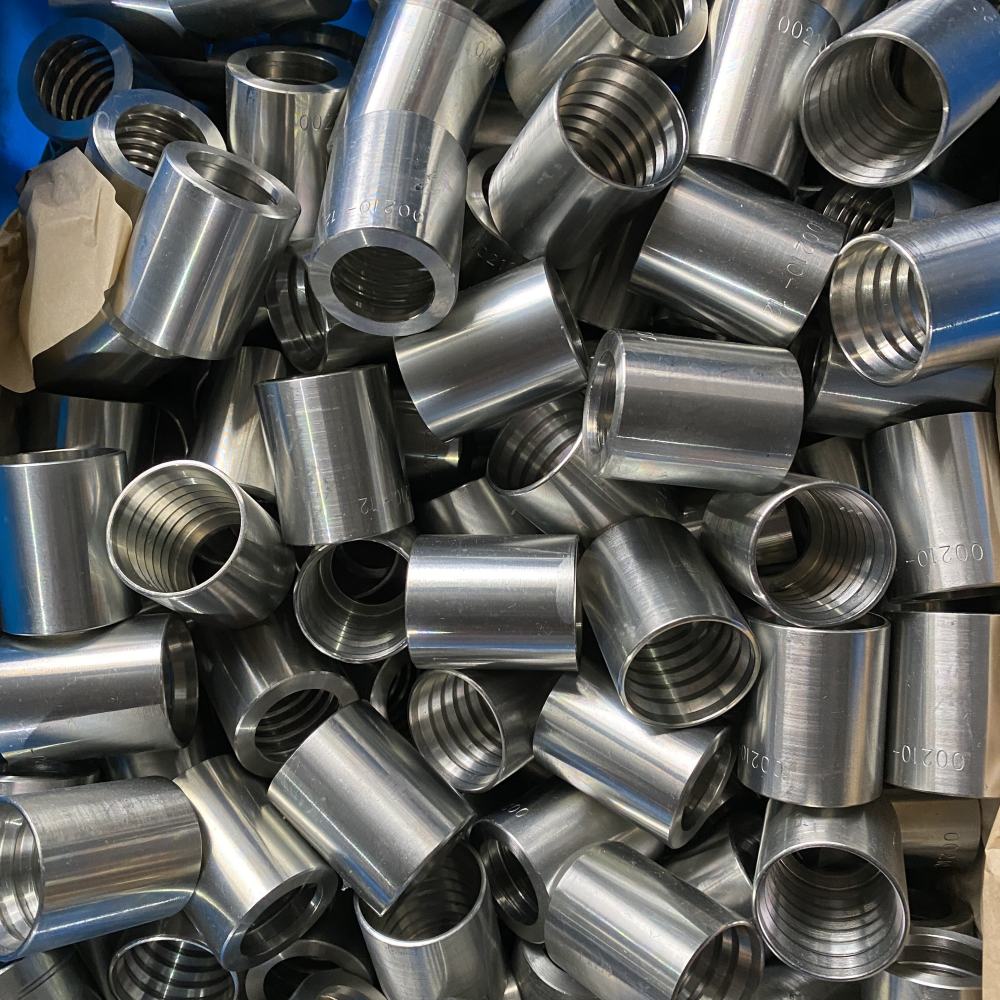 00210 High Pressure Stainless Steel Hose Socket Crimp Ferrules R2 2SN Hydraulic Hose Ferrule Non Skive SAE Hydraulic Ferrules