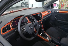 Volkswagen T-Roc,,Volkswagen T-Roc