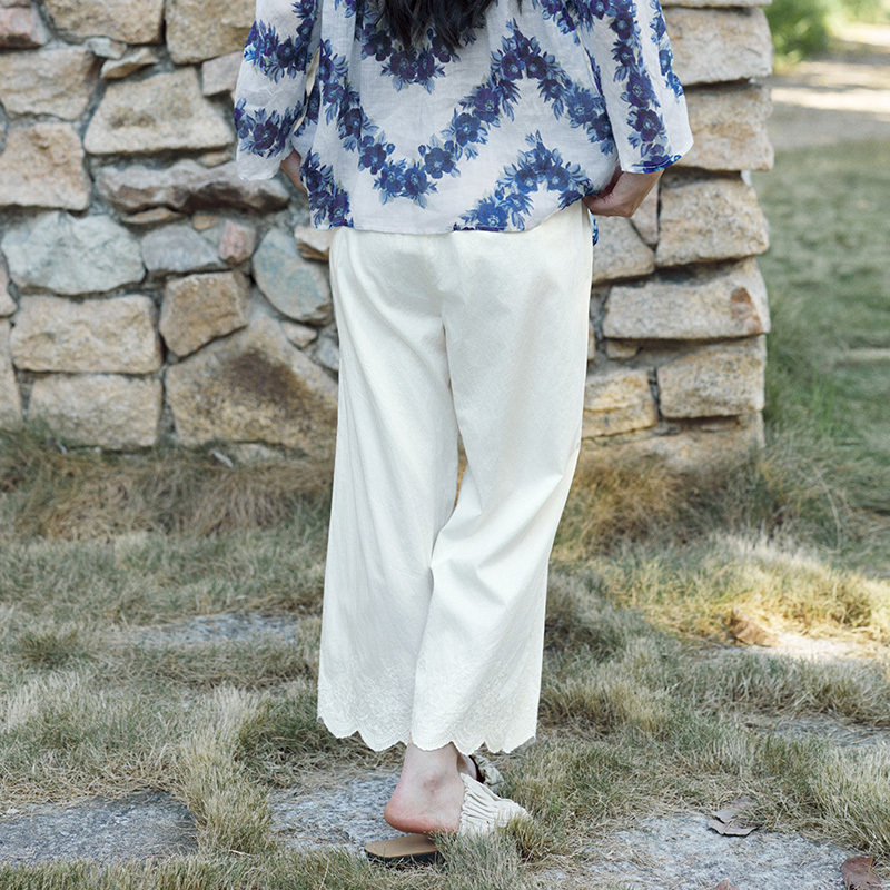 ‌Loungewear‌  Embroidered eight-point pants