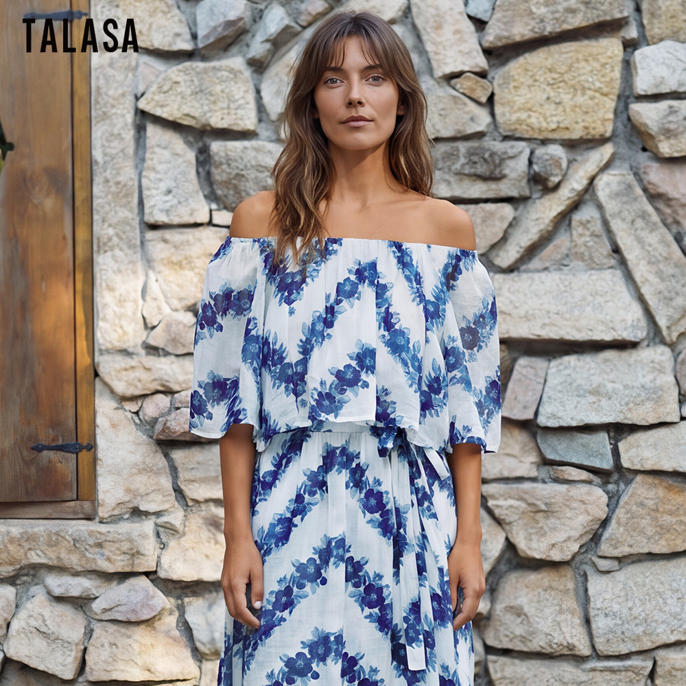 Blue Beach-appropriate outfit Suitable for beach vacation