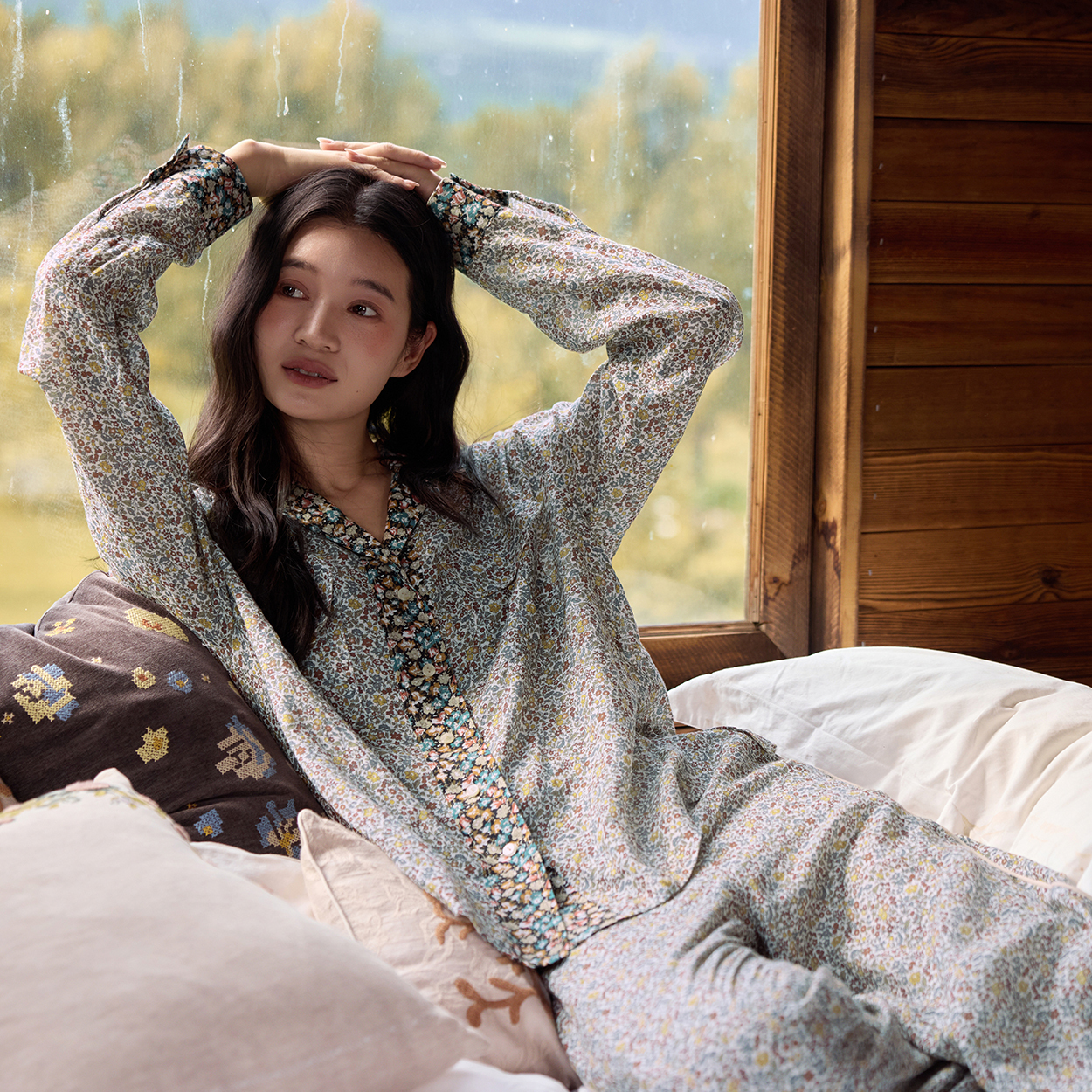 TALASA 100% Cotton Ditsy Floral Contrast Trim Pajama Set