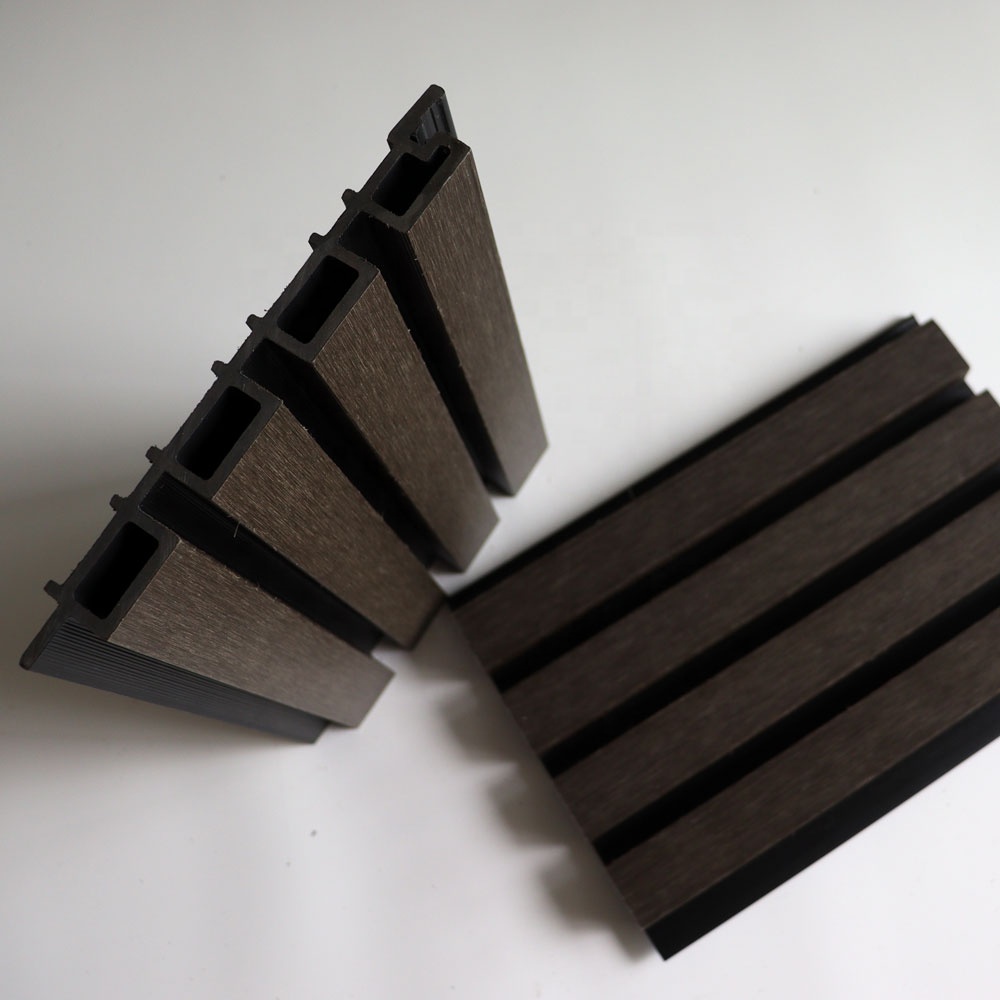 Co-extrusion WPC exterior fluted cladding - full view