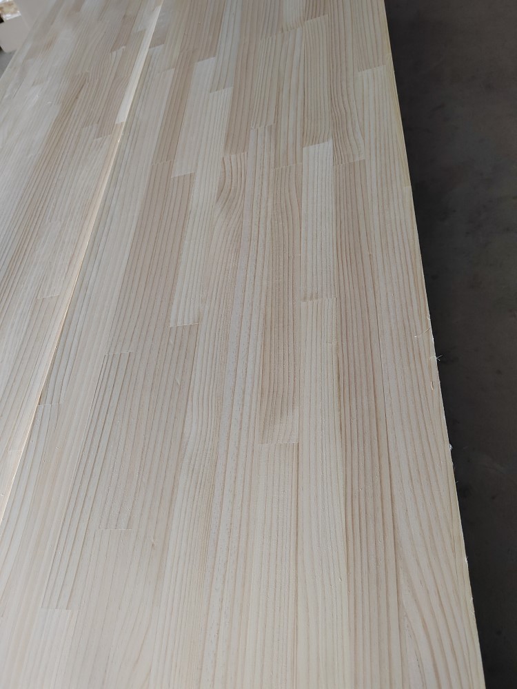 Radiata Pine Solid Wood Board Manufacturer & Wholesale Supplier, ROYUE Material,Radiata Pine Solid Wood Board Manufacturer & Wholesale Supplier