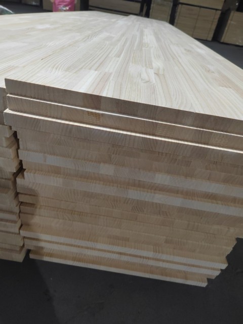 Radiata Pine Solid Wood Board Manufacturer & Wholesale Supplier, ROYUE Material,Radiata Pine Solid Wood Board Manufacturer & Wholesale Supplier