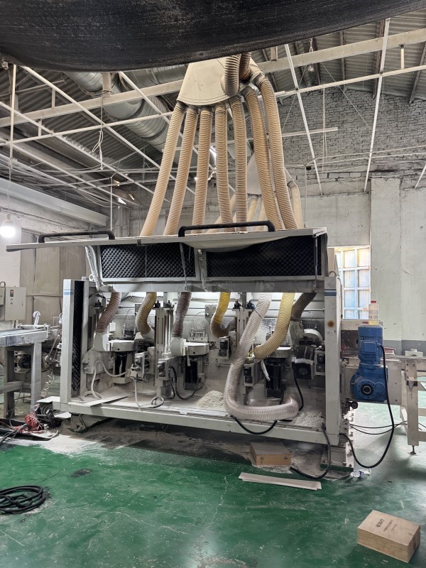 SPC flooring workshop