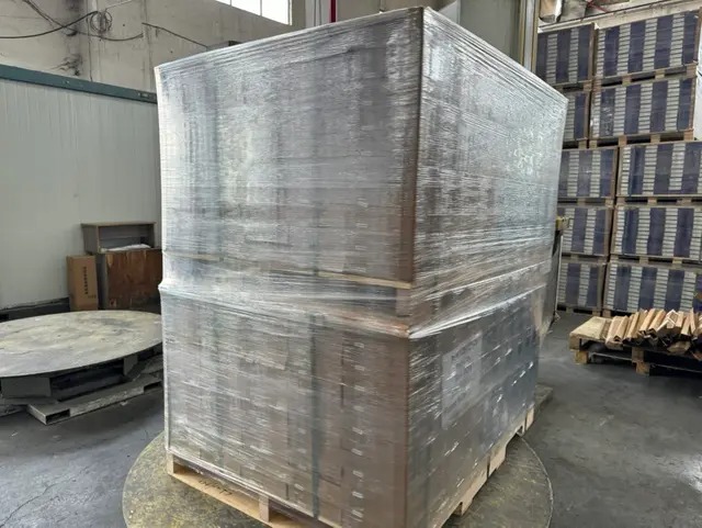 SPC flooring packaging 2