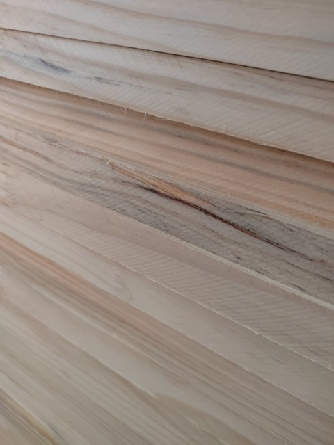 Wholesale BB Grade Radiata Pine Edge Glued Panel/ Finger Joint Board for Furniture, ROYUE Material,Wholesale BB Grade Radiata Pine Edge Glued Pane