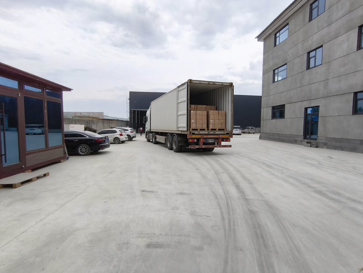 ROYUE WPC panel factory workshop &ndash; production line