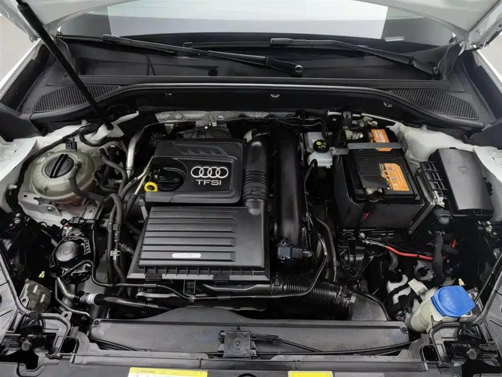 Audi Audi Q2L 2018 35 TFSI Launch Exclusive Edition China V