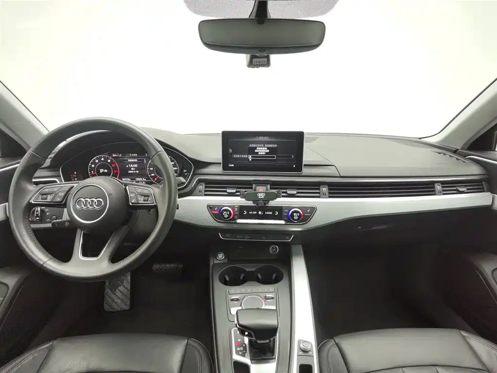 Audi Audi A4L 2018 30th Anniversary 40 TFSI Fashion