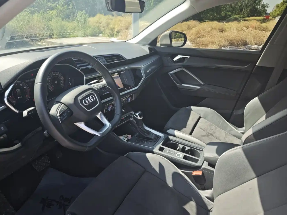 Audi Audi Q3 2023 35 TFSI Fashion Dynamic (1.4T)