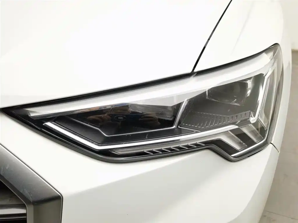 Audi Audi Q3 2019 35 TFSI Fashion Sport