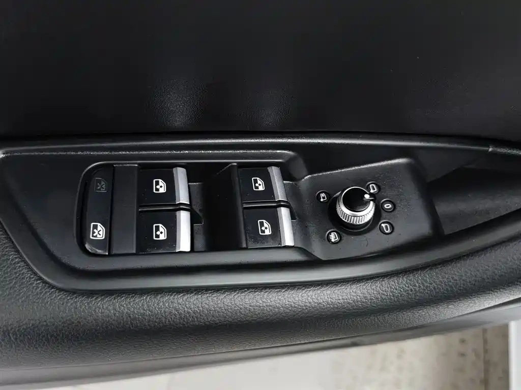 Audi Audi A4L 2017 40 TFSI Fashion Edition