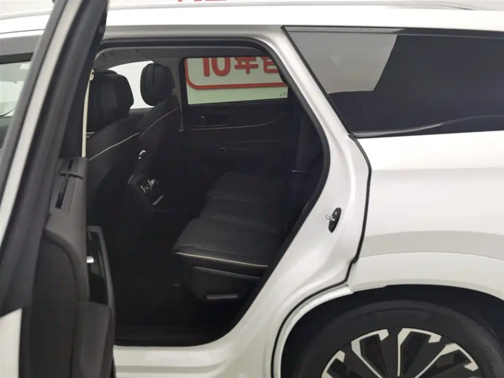 Chery Tiggo 9 2023 2.0T DCT 2WD Premium 5-Seater