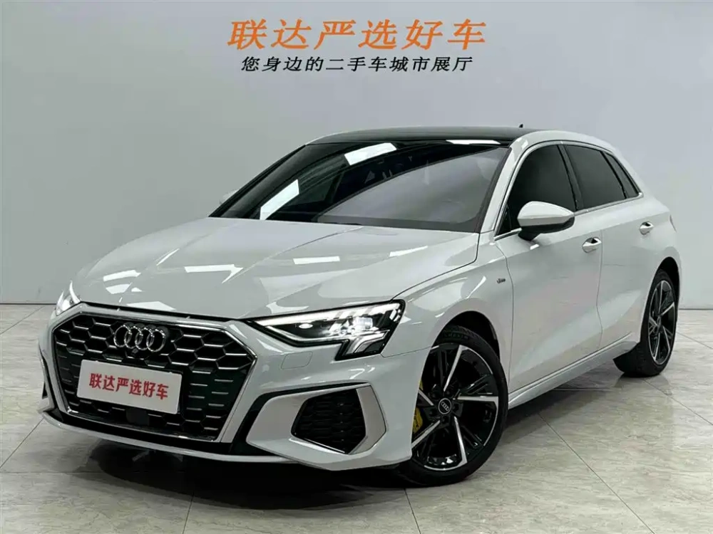 Audi Audi A3 2023 Facelift Sportback 35 TFSI Fashion Sport