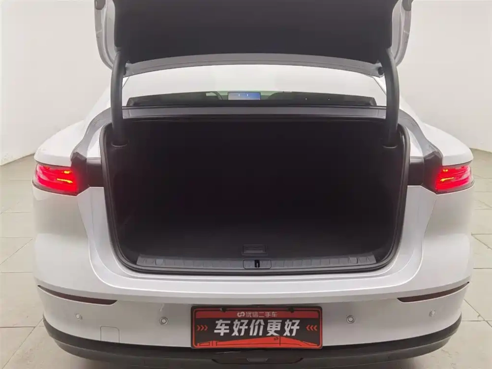 Voyah Auto VOYAH Zhuiguang L 2025 Mid-configuration Model