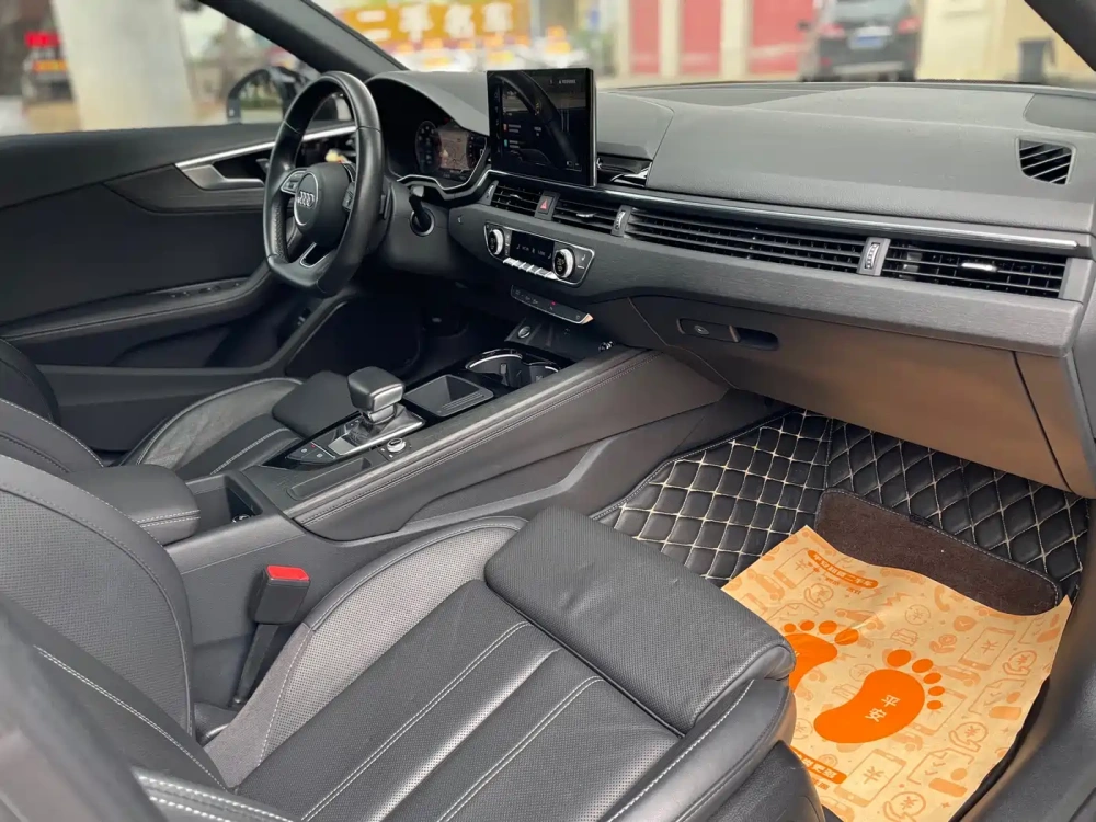 Audi Audi A4L 2023 40 TFSI Luxury Sport