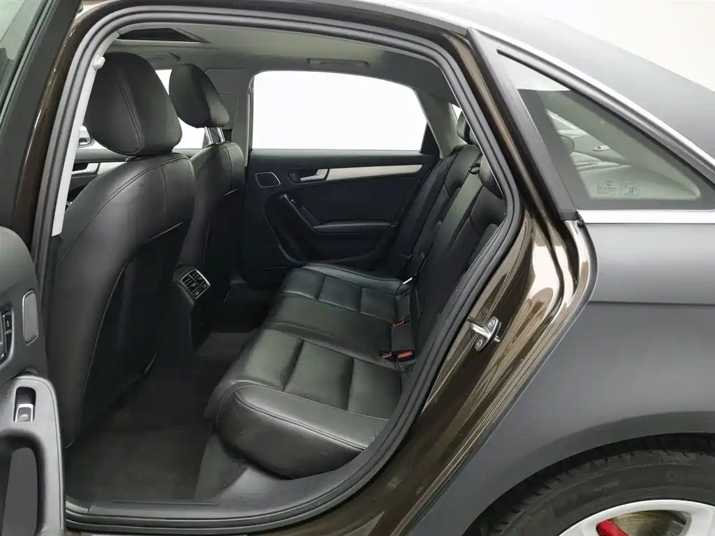 Audi Audi A4L 2015 45 TFSI quattro Individual Sport