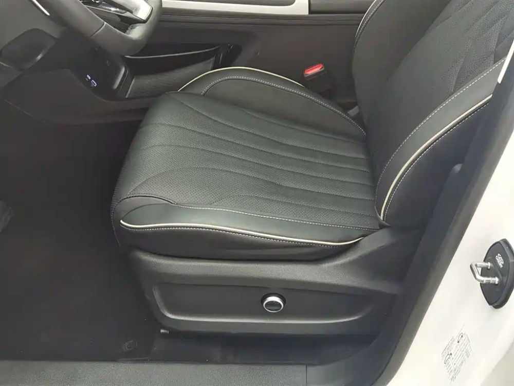 Chery Tiggo 9 2023 2.0T DCT 2WD Premium 5-Seater
