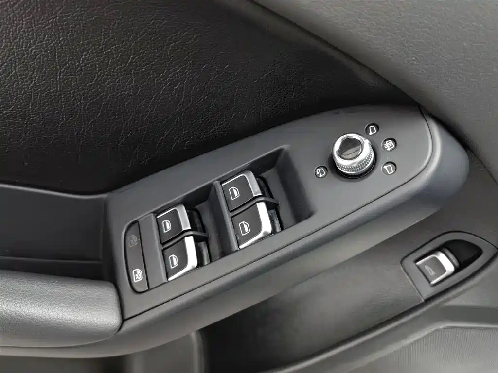 Audi Audi A4L 2016 35 TFSI Automatic Standard