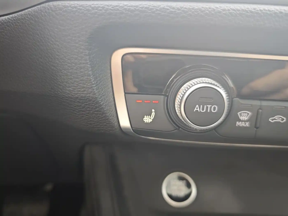 Audi Audi Q3 2023 35 TFSI Fashion Dynamic (1.4T)