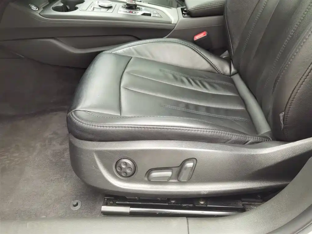 Audi Audi A4L 2017 40 TFSI Progressive
