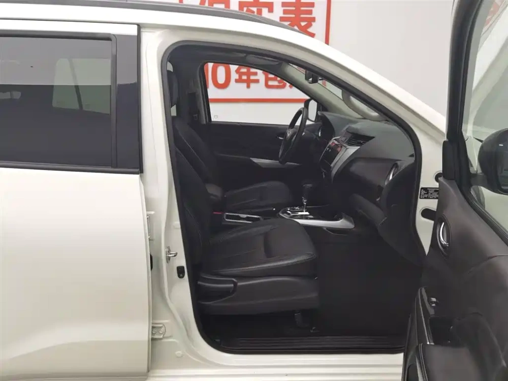 Nissan Terra 2018 2.5L Automatic 2WD Smart Enjoy Edition