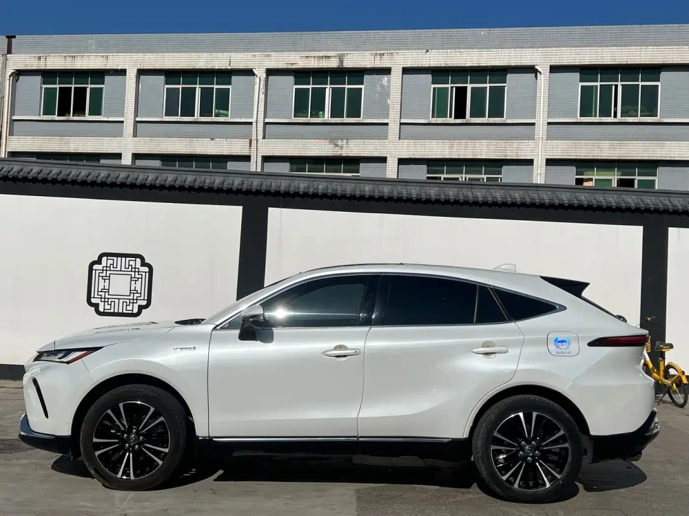 Toyota Venza 2023 2.5L Smart Hybrid FWD Premium