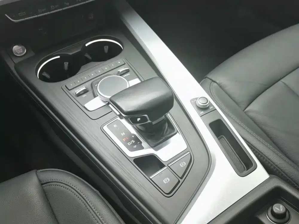 Audi Audi A4L 2019 40 TFSI Fashion (China VI)