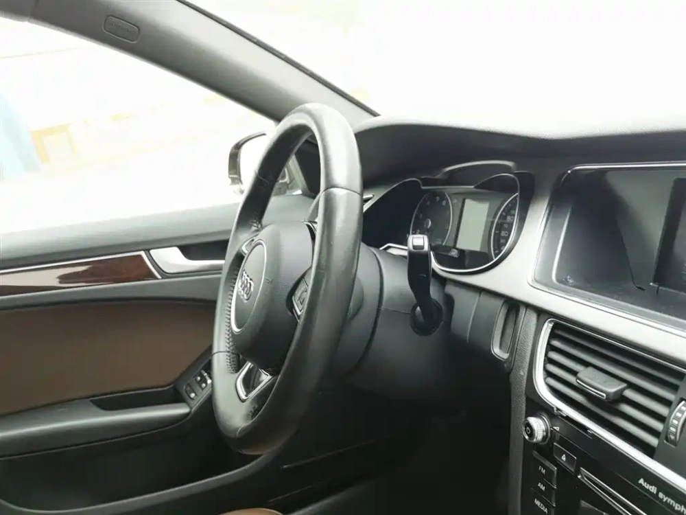 Audi Audi A4L 2015 35 TFSI Auto Comfort